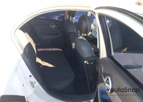 2016 Fiat 500X Easy z USA, uszkodzony, nr VIN ZFBCFXBT0GP398925